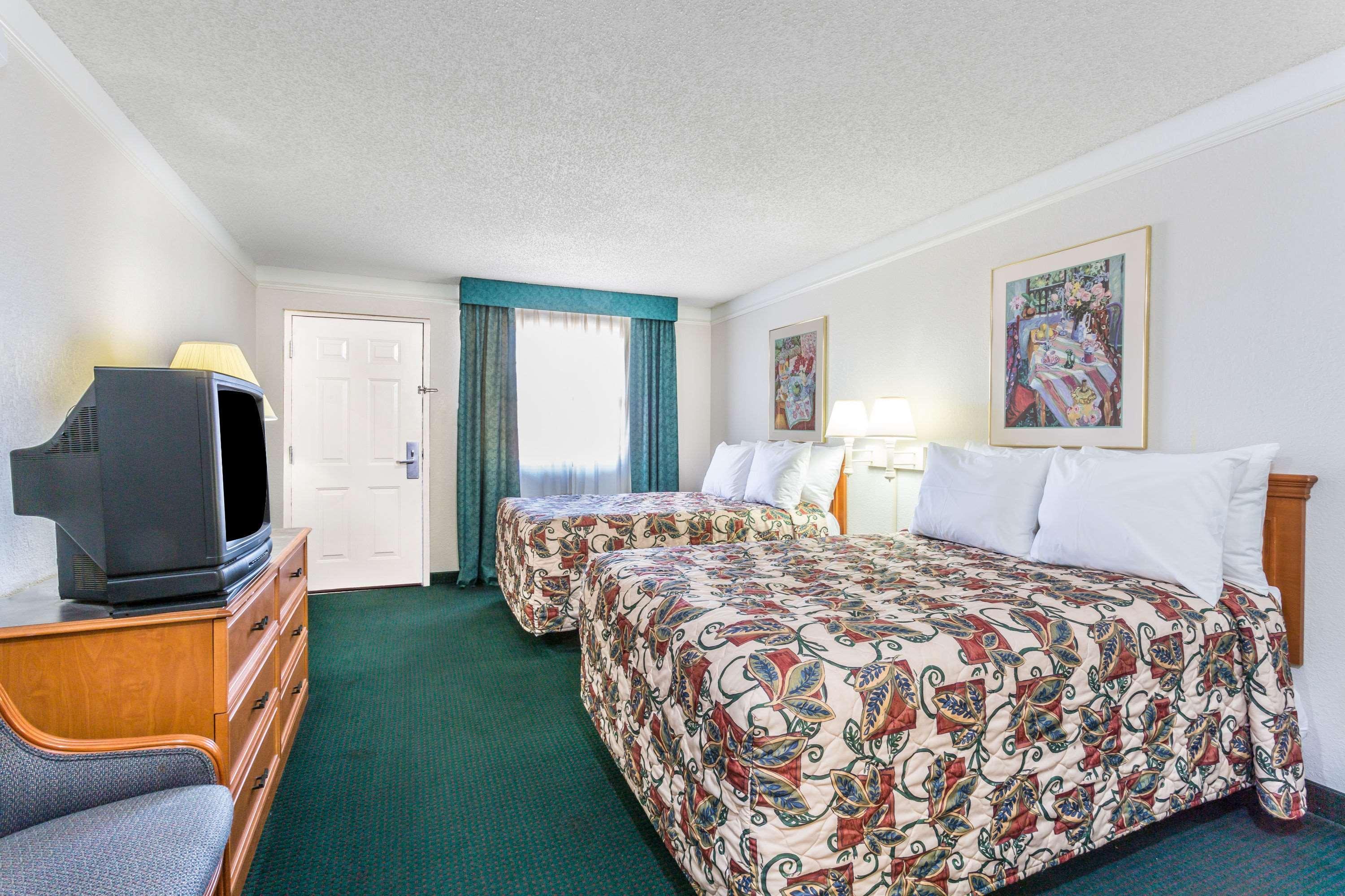 Econo Lodge Richmond-North Chesterfield Exterior foto